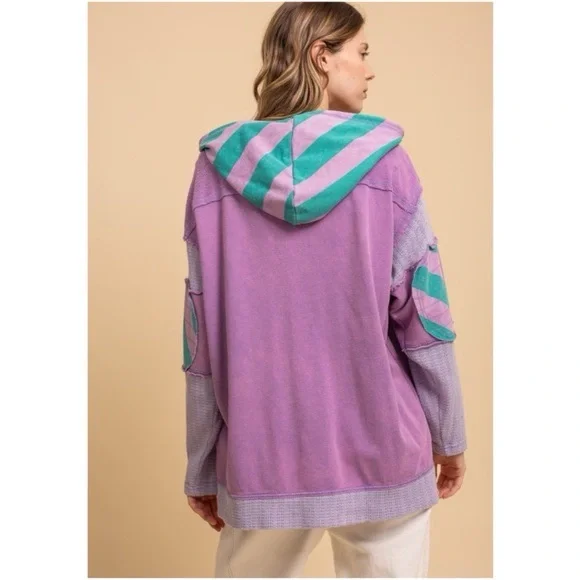 Blue Velvet Button-Down Shacket Sweatshirt – Oversized Fit - Picture 4 of 4